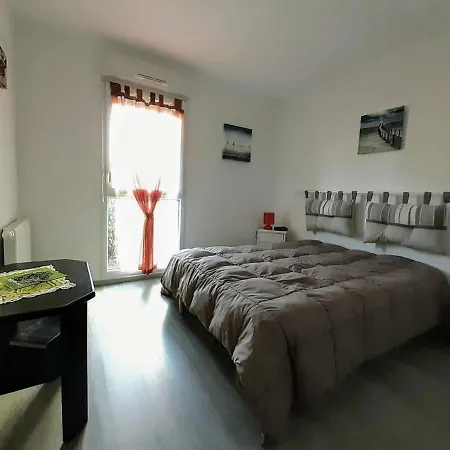 A 150m De La Grande De